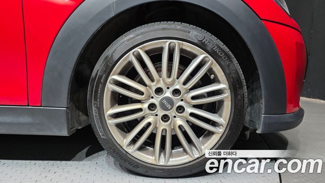 Mini Cooper 2022 — photo 7