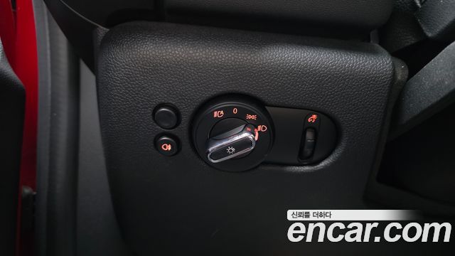 Mini Cooper 2022 — photo 27
