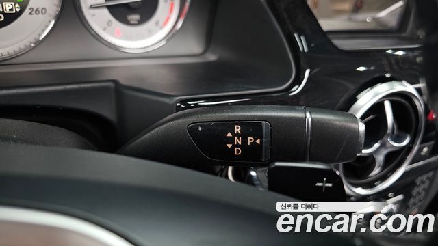 Mercedes-Benz GLK-Class 2015 — photo 12