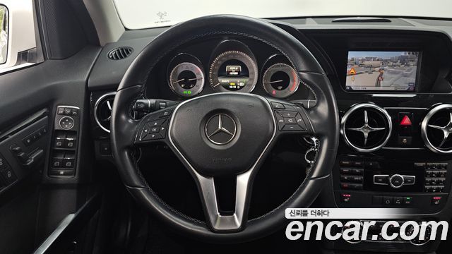 Mercedes-Benz GLK-Class 2015 — photo 19