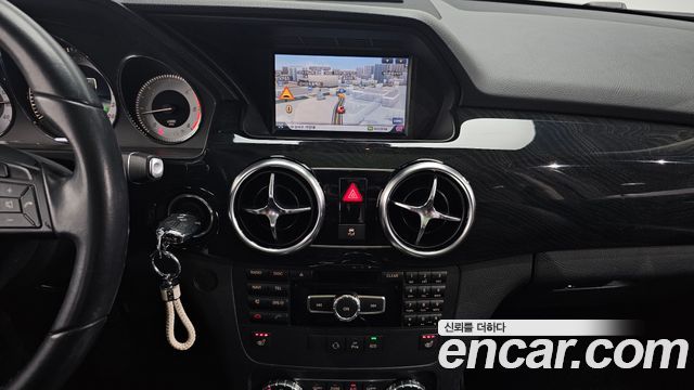 Mercedes-Benz GLK-Class 2015 — photo 20
