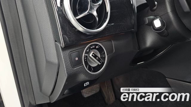 Mercedes-Benz GLK-Class 2015 — photo 24