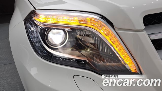 Mercedes-Benz GLK-Class 2015 — photo 8