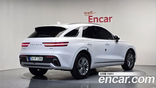 Genesis GV70 2022 — photo 2