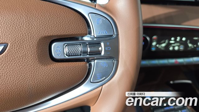 Genesis GV70 2022 — photo 21