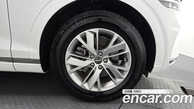 Genesis GV70 2022 — photo 7