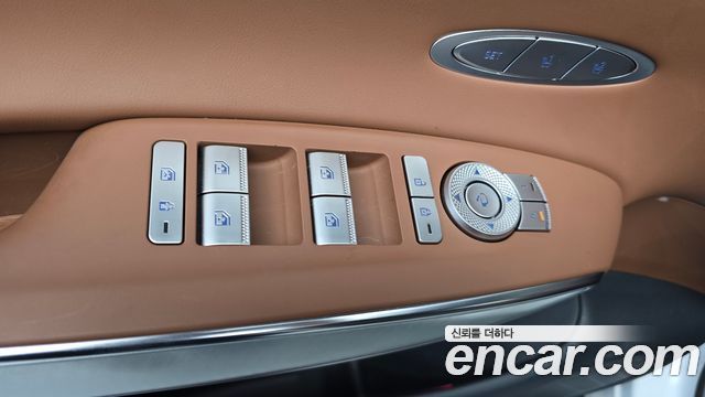Genesis GV70 2022 — photo 27