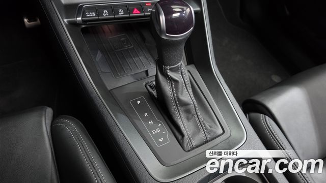 Audi Q3 2024 — photo 12