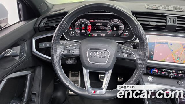 Audi Q3 2024 — photo 20