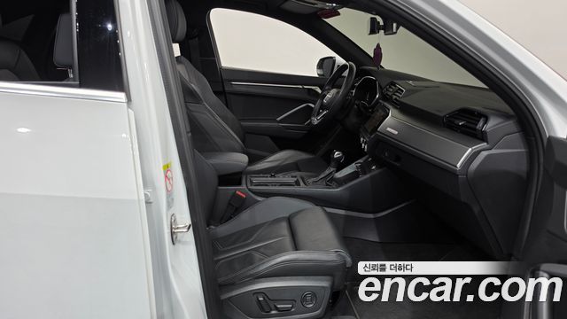 Audi Q3 2024 — photo 16