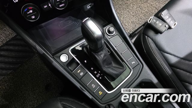 Volkswagen Jetta 2020 — photo 12