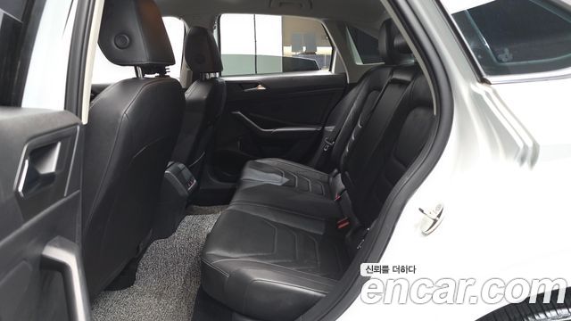 Volkswagen Jetta 2020 — photo 18