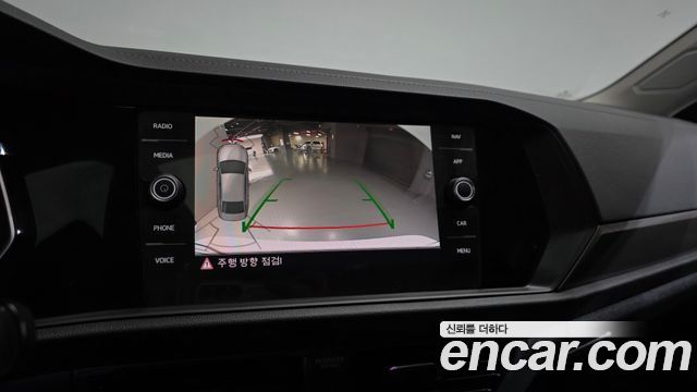 Volkswagen Jetta 2020 — photo 21