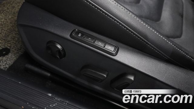 Volkswagen Jetta 2020 — photo 25