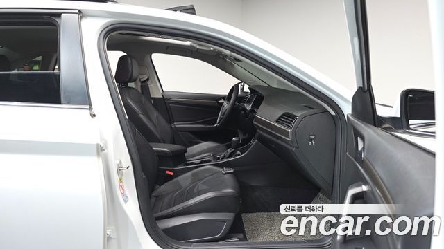 Volkswagen Jetta 2020 — photo 16