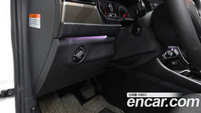 Volkswagen Jetta 2020 — photo 29