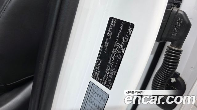 Hyundai Santafe 2024 — photo 32