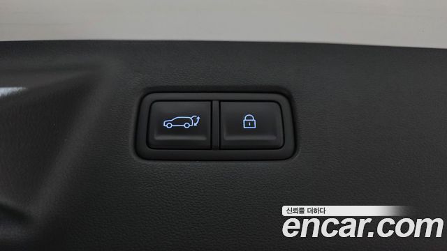 Hyundai Santafe 2024 — photo 38