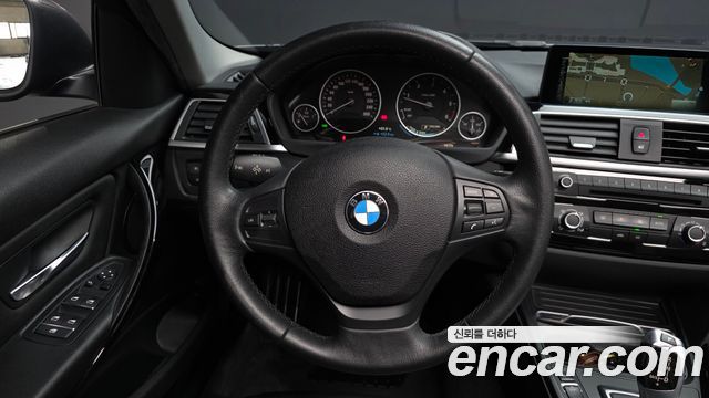 BMW 3-Series 2016 — photo 13