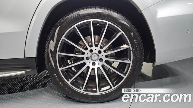 Mercedes-Benz GLS-Class 2017 — photo 7