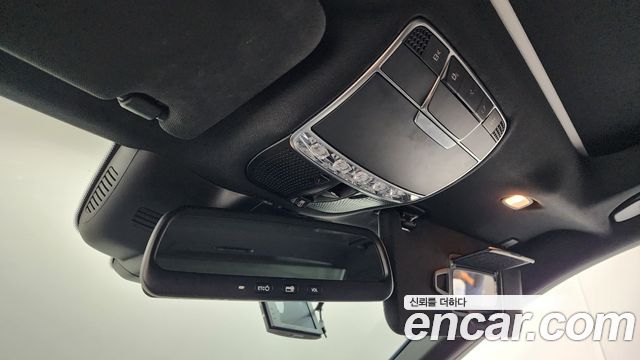 Mercedes-Benz S-Class 2015 — photo 19