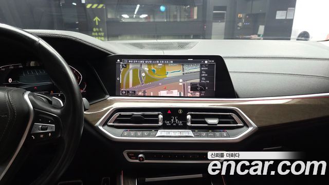BMW X5 2019 — photo 20