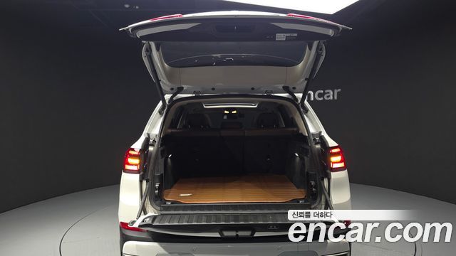 BMW X5 2019 — photo 36