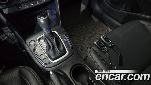 Hyundai Kona 2018 — photo 12