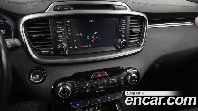 Kia Sorento 2015 — photo 19