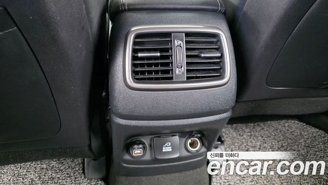 Kia Sorento 2015 — photo 24