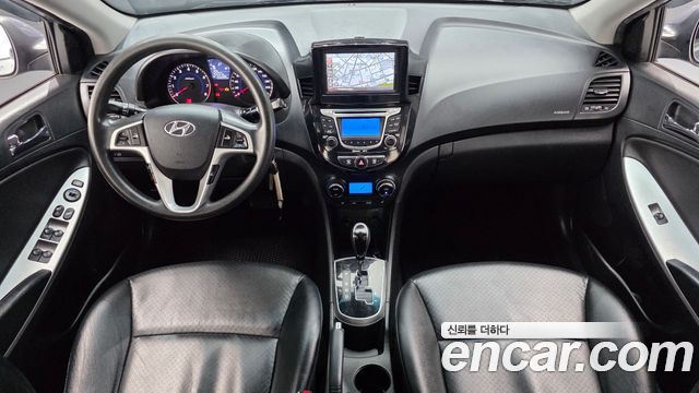 Hyundai Accent 2013 — photo 7