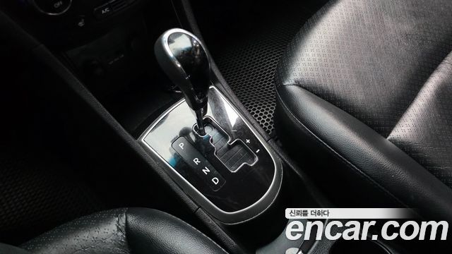 Hyundai Accent 2013 — photo 9