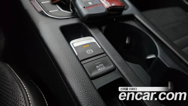 Volkswagen Passat 2021 — photo 25