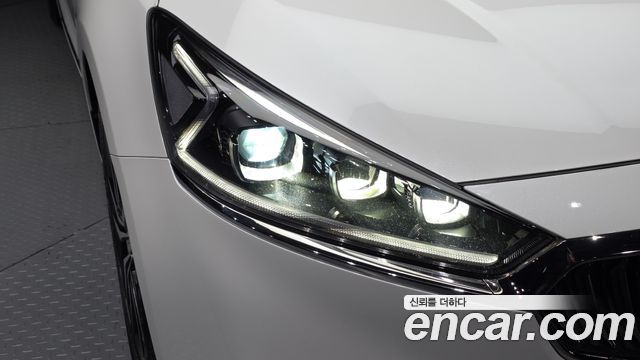 Kia K7 2017 — photo 8