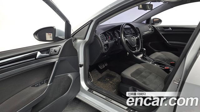 Volkswagen Golf 2013 — photo 13