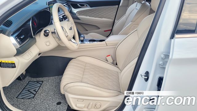 Genesis G70 2018 — photo 10