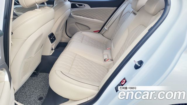 Genesis G70 2018 — photo 11