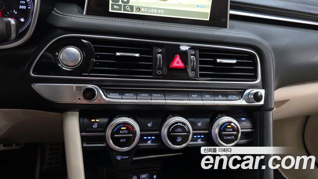 Genesis G70 2018 — photo 14