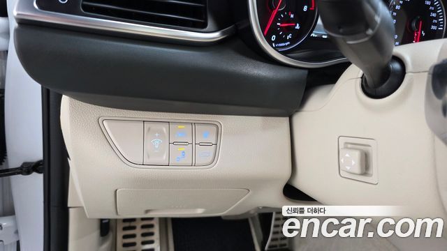 Genesis G70 2018 — photo 16