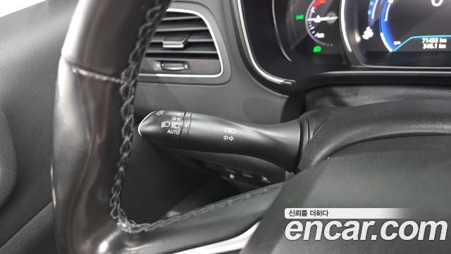 Renault Korea QM6 2021 — photo 28