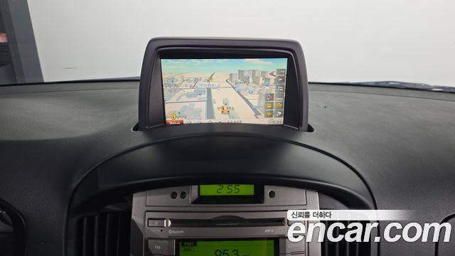Hyundai Starex 2015 — photo 19
