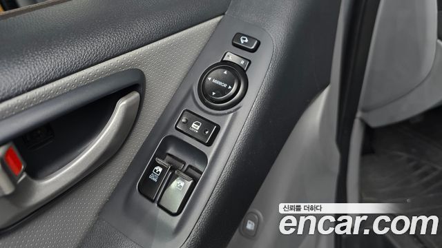Hyundai Starex 2015 — photo 21