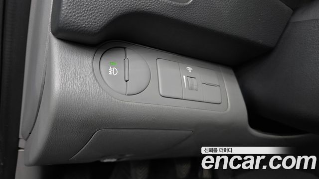 Hyundai Starex 2015 — photo 22