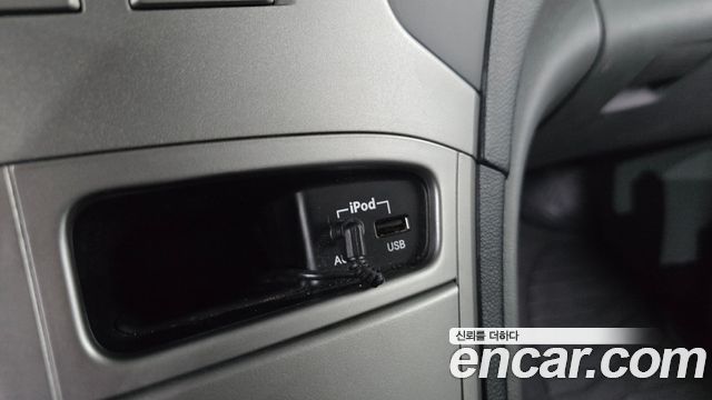 Hyundai Starex 2015 — photo 16