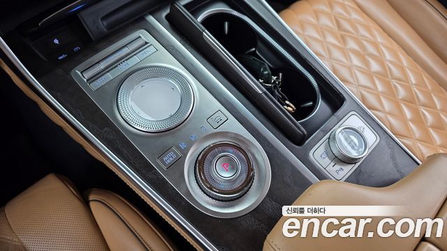 Genesis GV80 2020 — photo 12