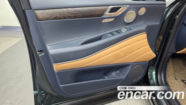 Genesis GV80 2020 — photo 14