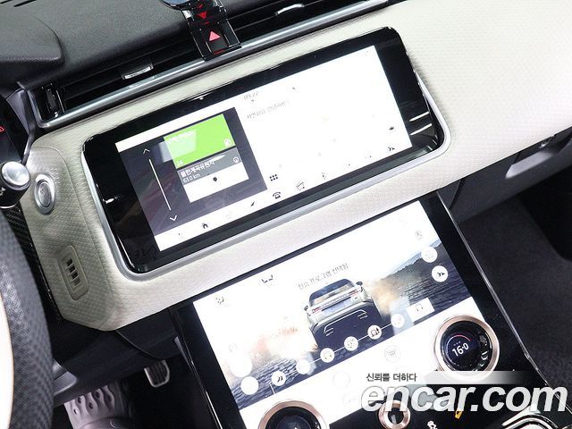 Land Rover Range Rover Velar 2018 — photo 7