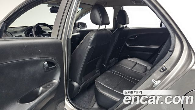 Kia morning 2013 — photo 18