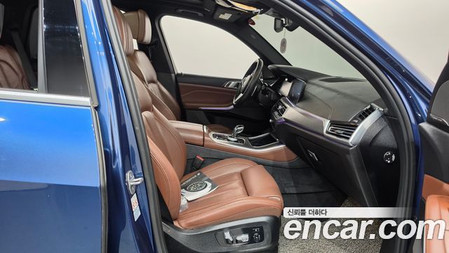 BMW X5 2020 — photo 11