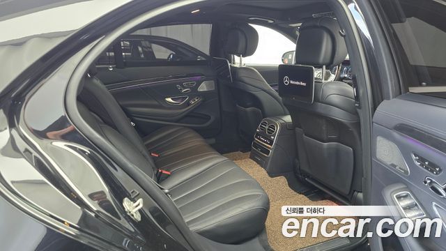 Mercedes-Benz S-Class 2018 — photo 11